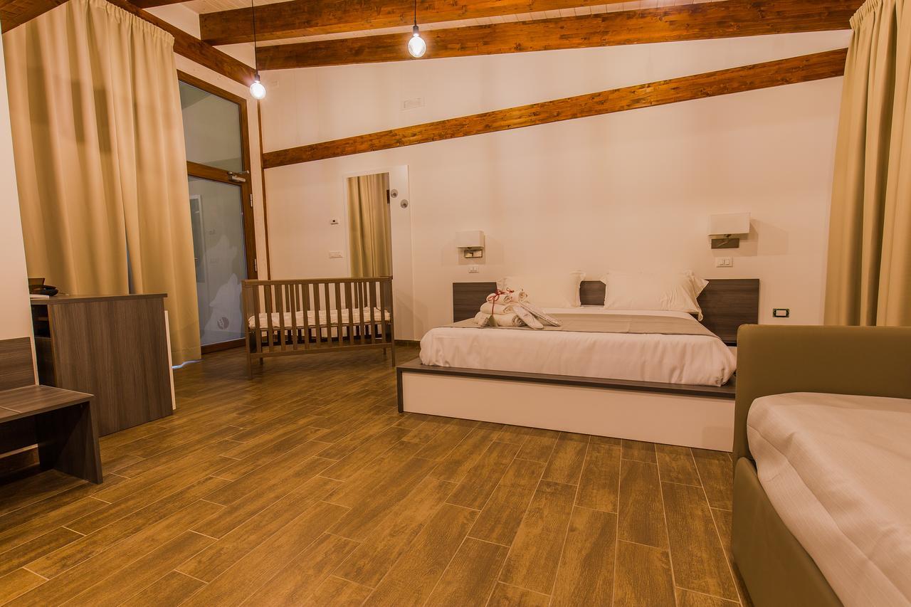 Il Semaforo Sila Hotel Таверна Экстерьер фото
